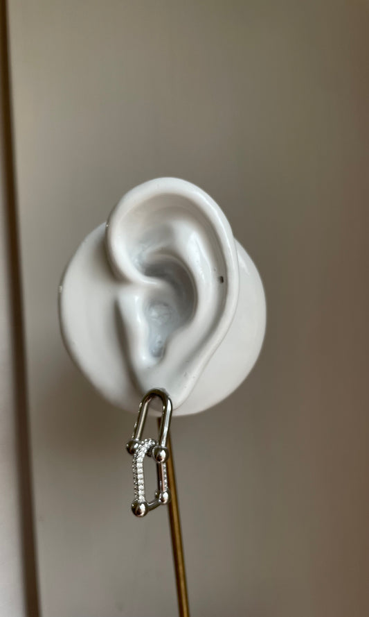 Orecchini chain zirconati