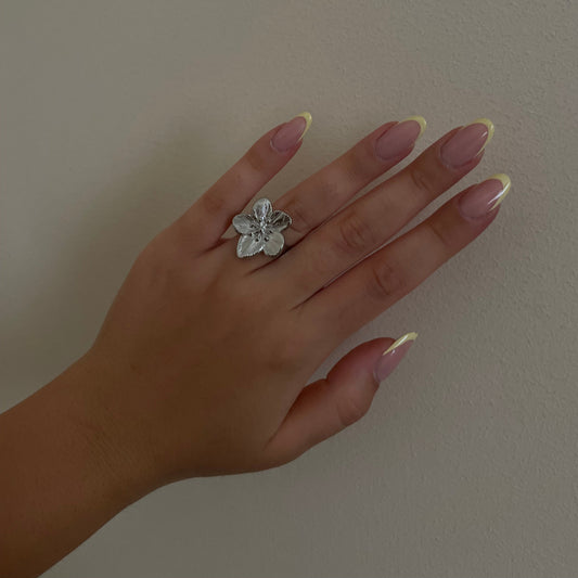 Anello fiore classic