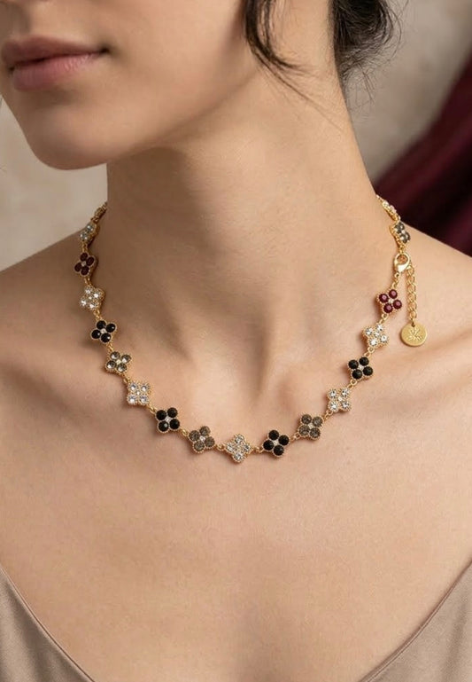 Collana flower brown